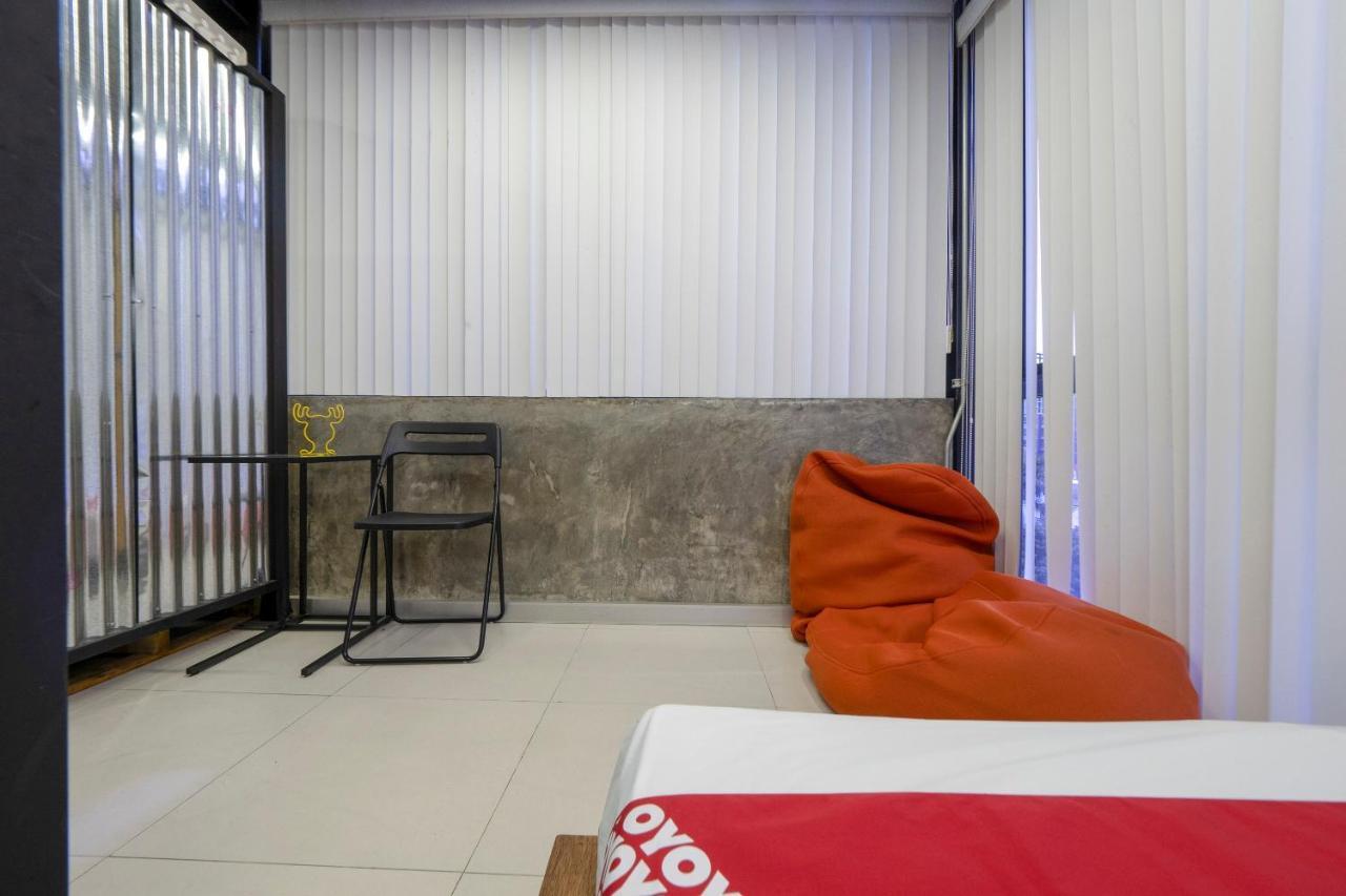 Oyo 1084 Guyasuka Ratchada Hotel Bangkok Exterior foto